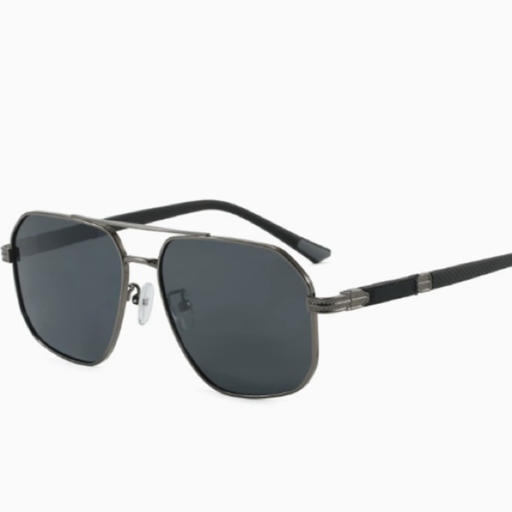 Men's Metal Frame Sunglasses in Gunmetal with Dark Gray Lenses